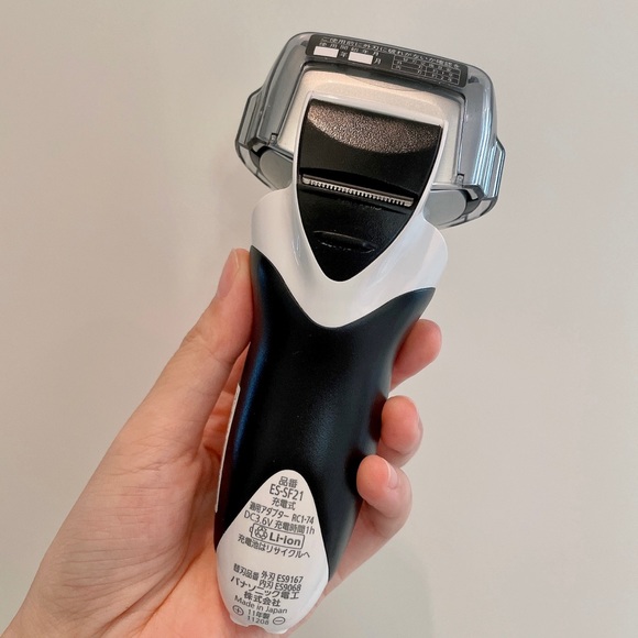 Panasonic ES-SF21 Shaver - Picture 2 of 4